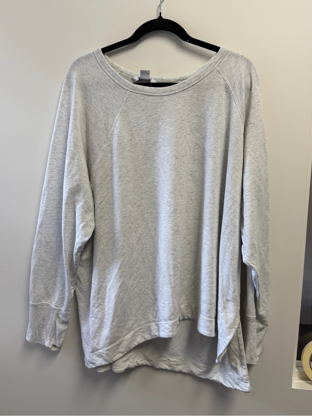 Athleta Women’s 2X Plus Gray Pullover Sweatshirt Crew Neck Raglan Sleeve